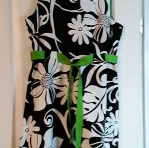 R &K DRESS...BLACK/WHITE/GREEN